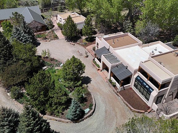 2nd image of 573 Range Rd