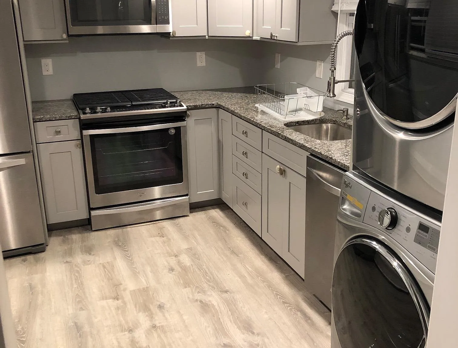 1 bed, 500 sqft, $2,300 — Photo 4