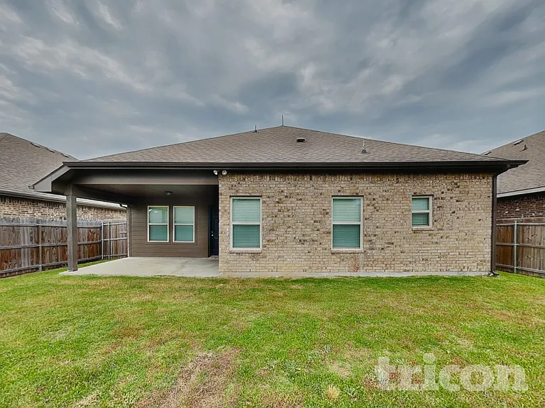 216 Range Rd — Photo 16