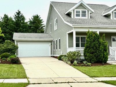 2520 Pickett STREET #1, Plymouth, WI, 53073