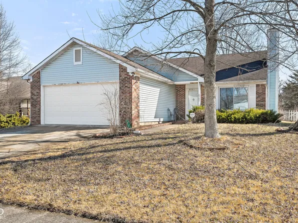 3121 N River Birch Dr, Indianapolis, IN 46235