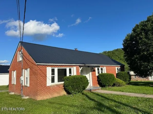 156 Beatty Rd, Rose Hill, VA 24281