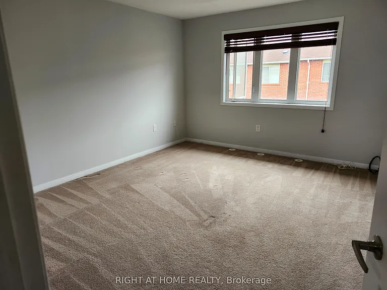 786 Bolingbroke Dr — Photo 26