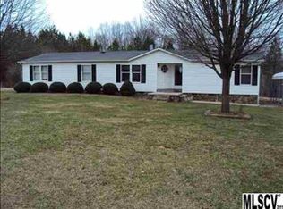 2322 Oweda Dr, Conover, NC 28613