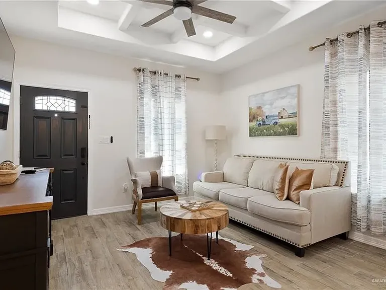 5904 Sandpiper Ave #3 — Photo 3