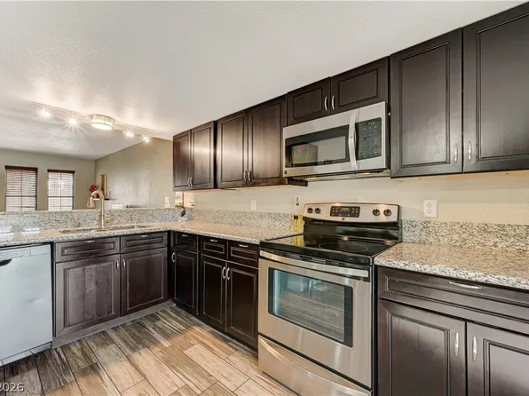 2080 Karen Ave #20, Las Vegas, NV 89169