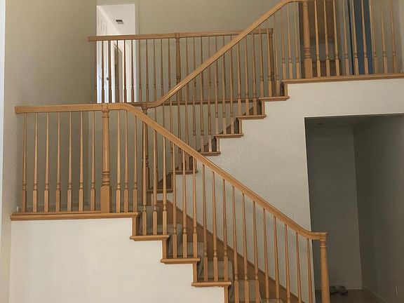 2nd image of 31520 Silvertide Dr