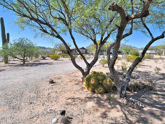 3rd image of 4110 S Chacoan Dr