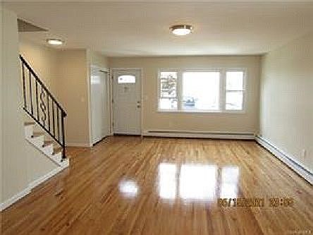 2nd image of 56 Farquhar Ave