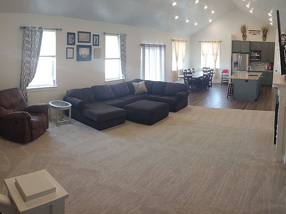 4th image of 4041 Mountain Vista Ln