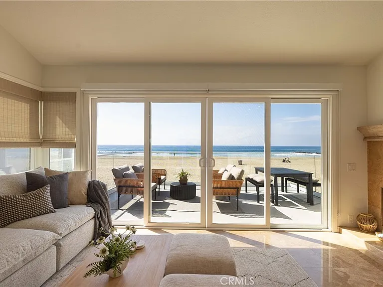 3012 W Oceanfront — Photo 5