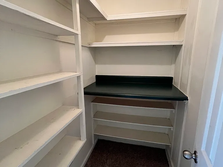 110 Piedmont Park Rd #B — Photo 8