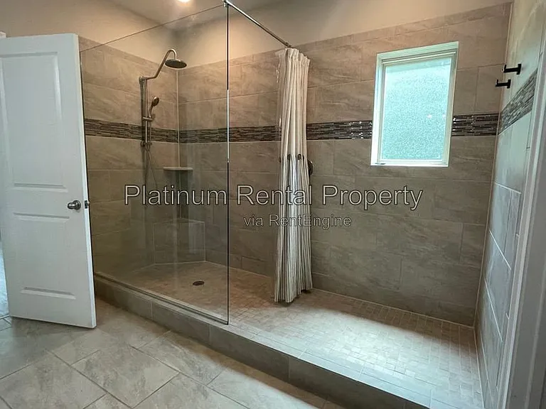 3215 Summerpoint Xing — Photo 50