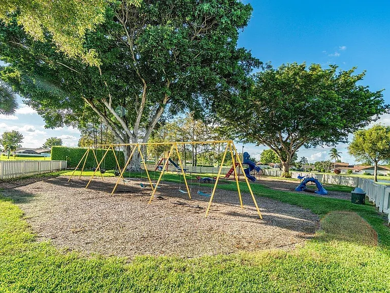 9939 Boca Gardens Trl #D — Photo 27