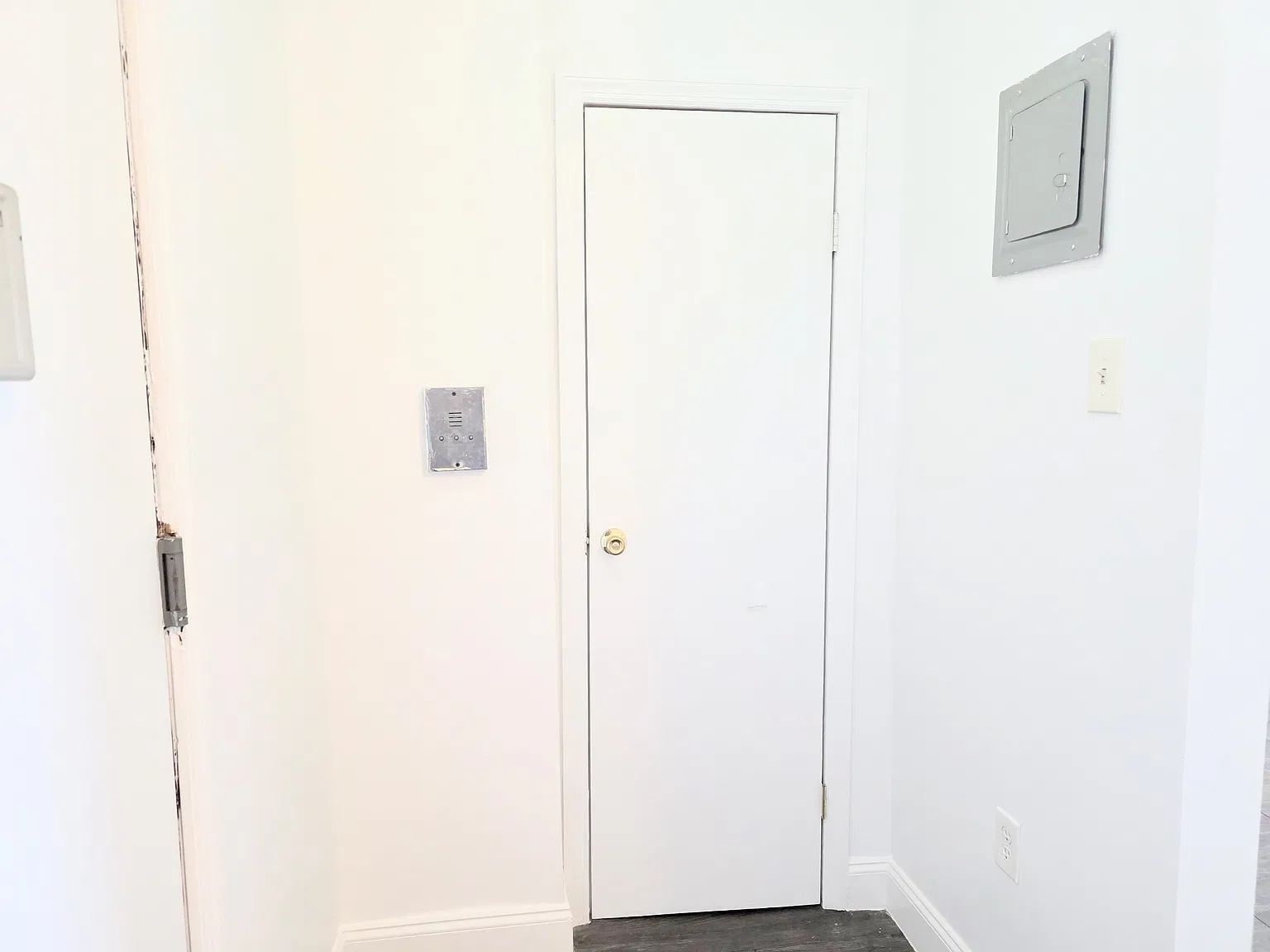 1502 West 6th Street — Photo 4
