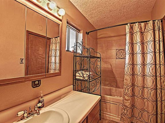 3rd image of 1063 Camino Vista Aurora