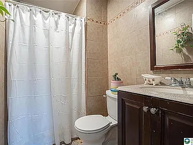 1703 Saratoga Ct — Photo 14