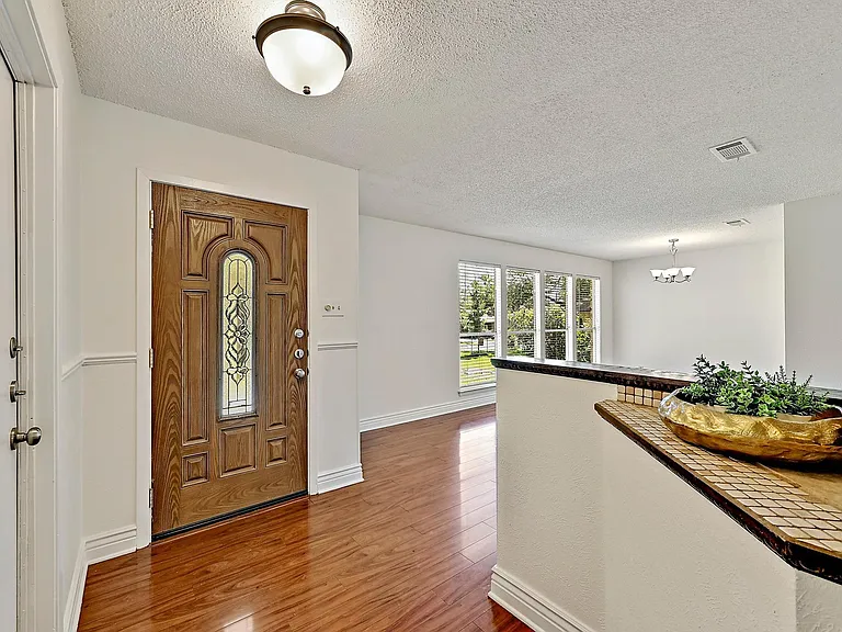 3707 Tarragona Ln — Photo 5
