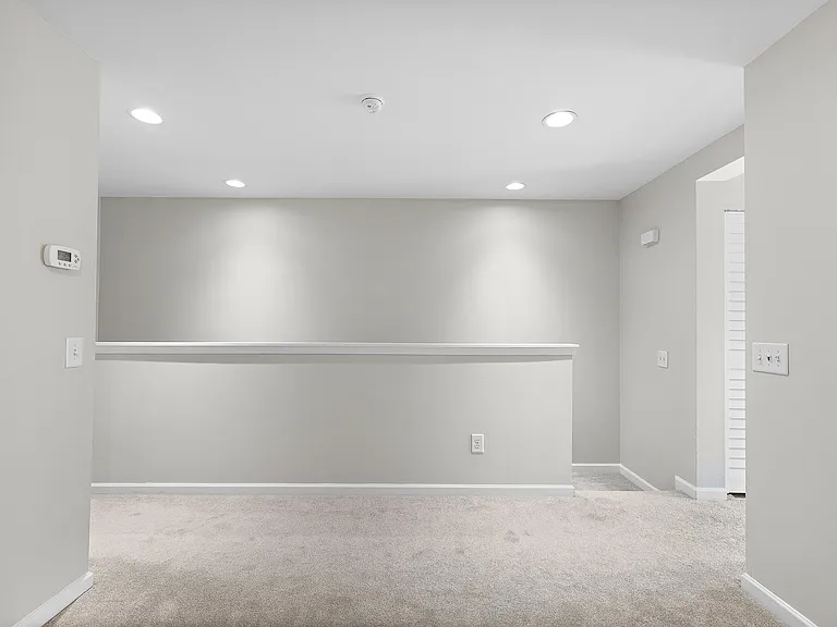 120 Point Comfort Ln — Photo 23