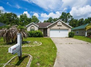 5042 Acre Estates Dr W, Jacksonville, FL 32210