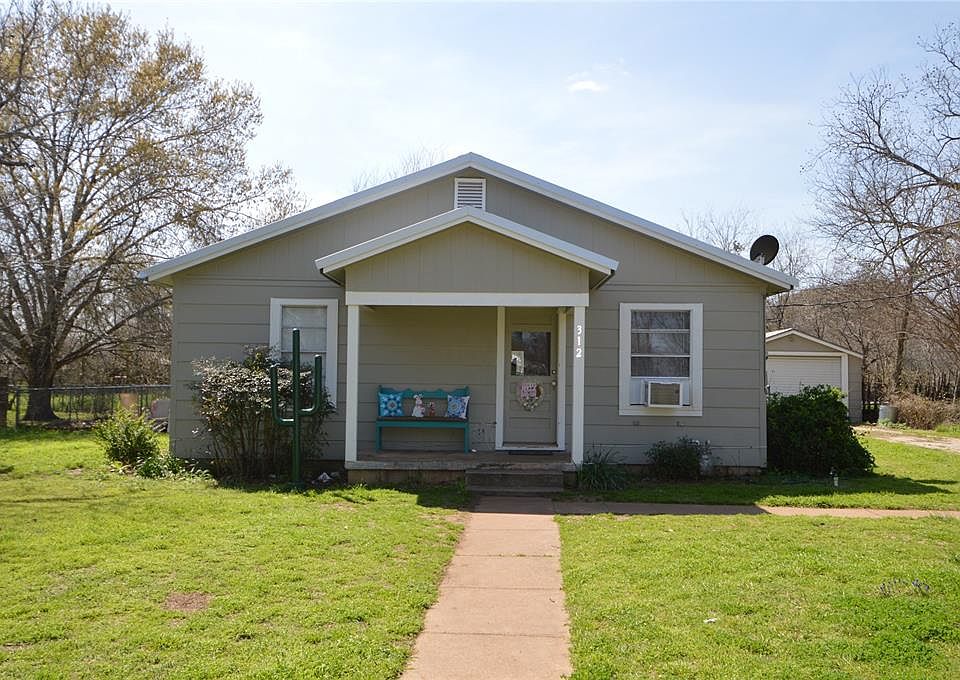 1st image of 312 S Erath St