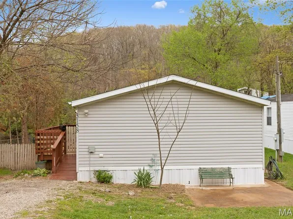 3158 Quiet Forest Dr, Imperial, MO 63052