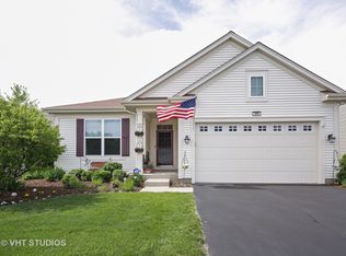 858 Fairmont Rd, Hampshire, IL 60140