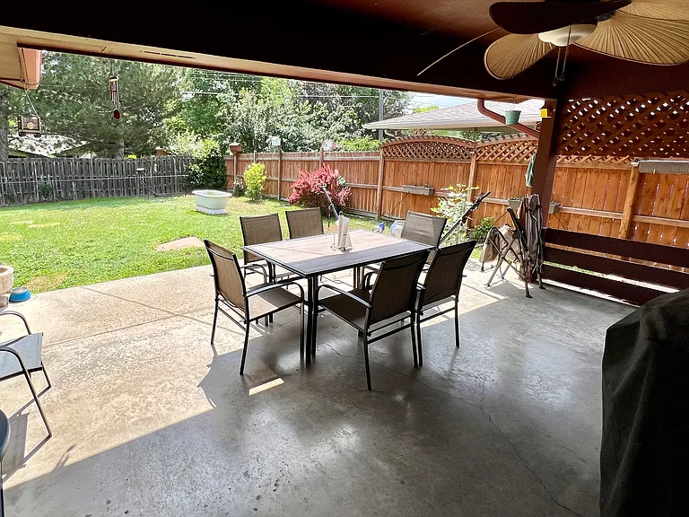 2012 Leila Dr — Photo 8
