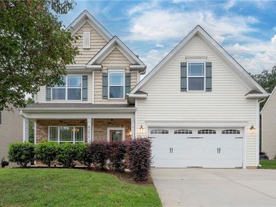 2814 Chari Park Ln, Walkertown, NC, 27051
