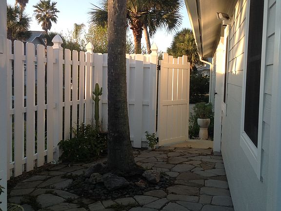 Front blue stone patio