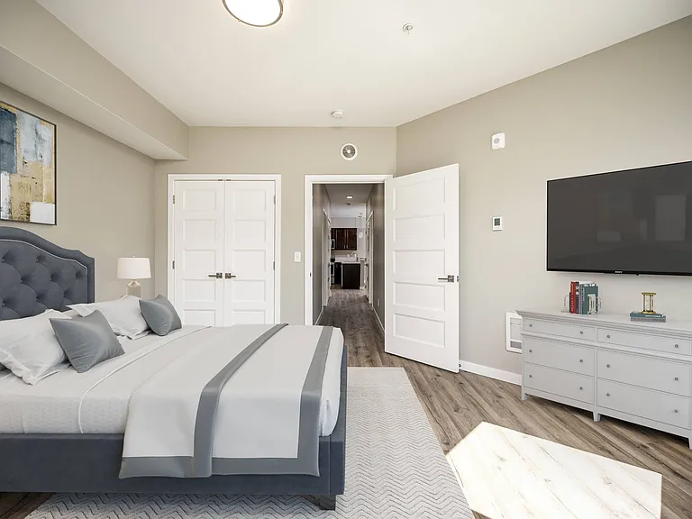 2 Bedrooms 1 Bathroom