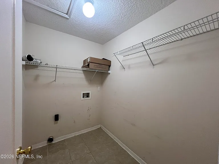 13491 Teddington Ln — Photo 48