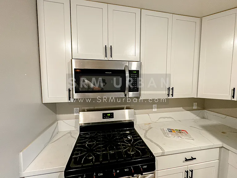 2544 A St #25 — Photo 10