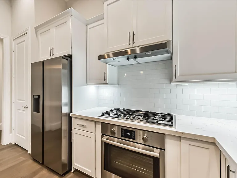 5308 S Capitol St — Photo 14