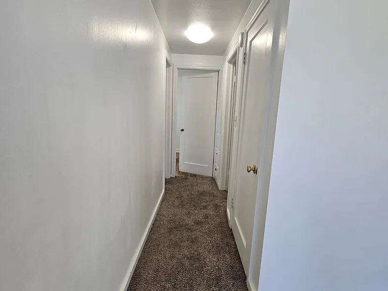 449 NE Winchester St — Photo 12