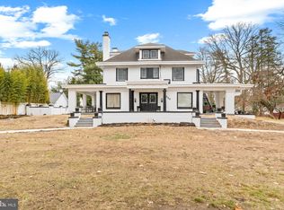 320 W Maple Ave, Merchantville, NJ 08109