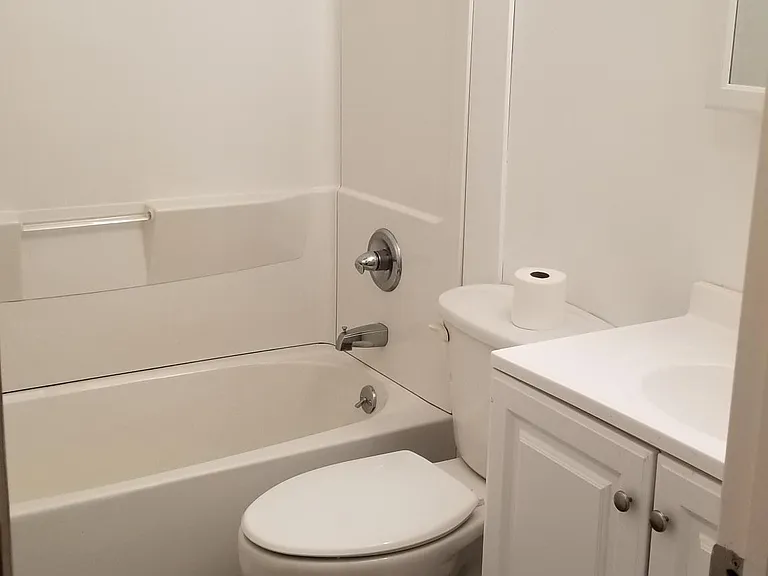 881 Albany Post Rd #10 — Photo 16