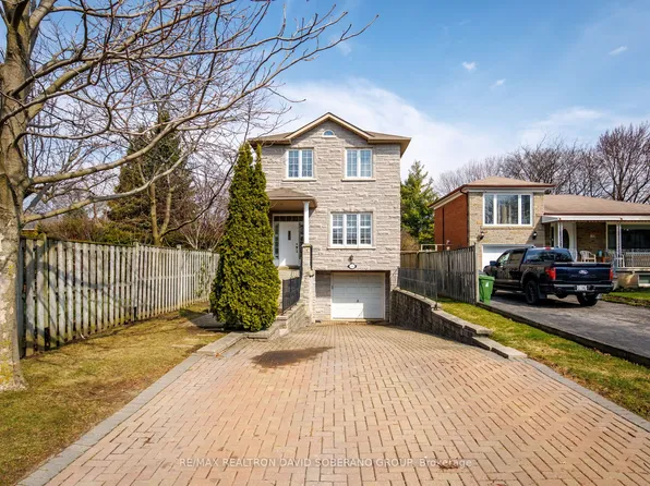 168 Clanton Park Rd, Toronto, ON M3H 2E7
