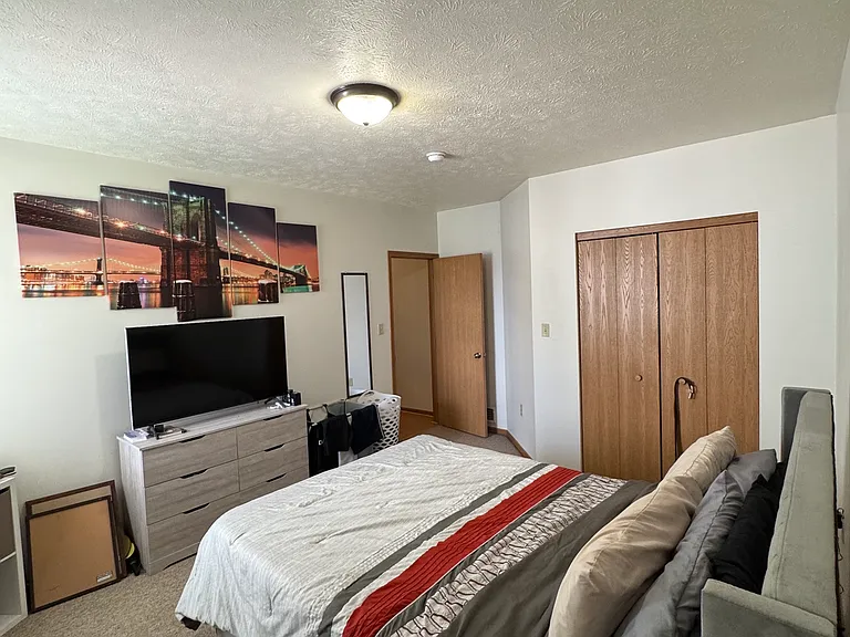 33 Ruth St #1 — Photo 8