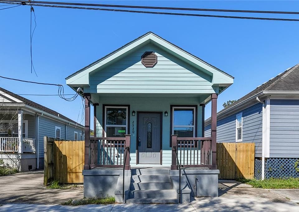 1st image of 2530 Music St
