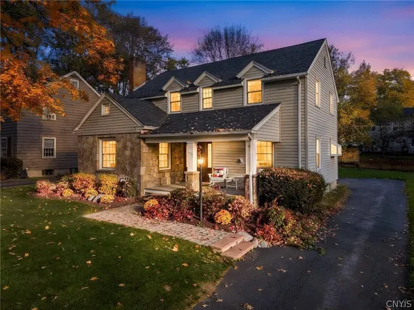 313 Lansdowne Rd, Syracuse, NY 13214