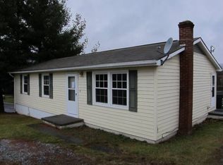 115 South St, Union, WV 24983
