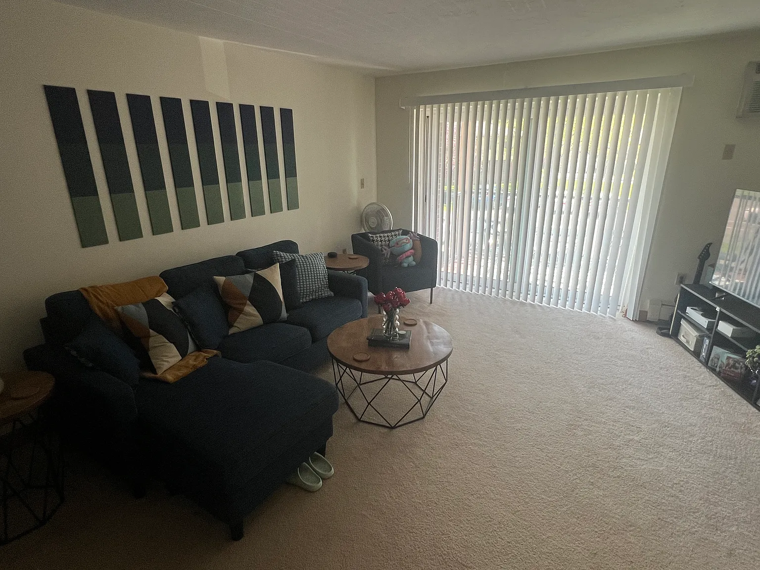 2 bed, 1250 sqft, $2,590 — Photo 2