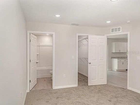 3rd image of 308 Avenue P NW