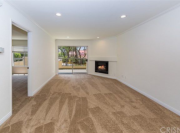 2nd image of 5535 Canoga Ave APT 107