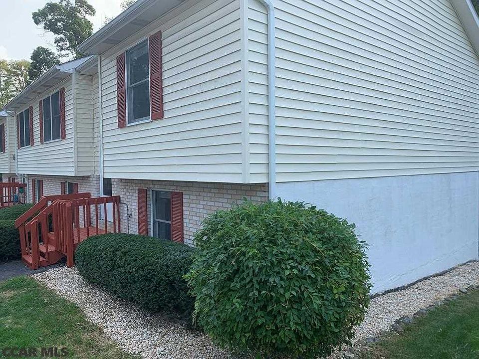 1st image of 212 Fernwood Ct