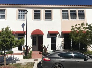 16747 SW 95th St, Miami, FL 33196