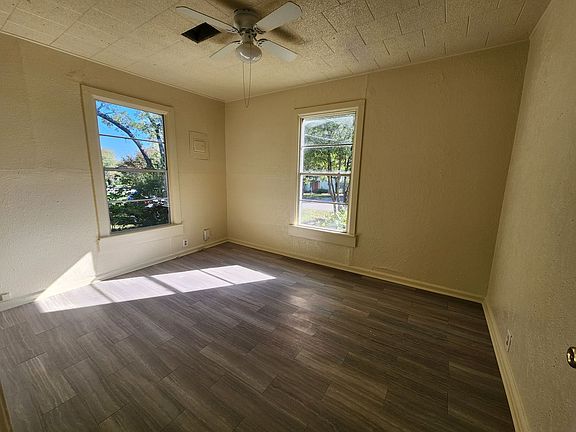 5th image of 1516 Lindsey St #1