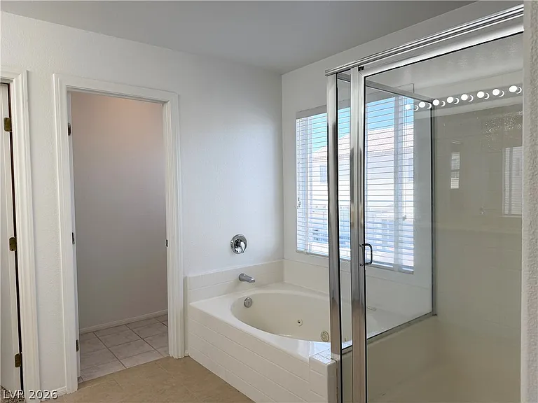 9862 Shadow Grove Ave — Photo 18