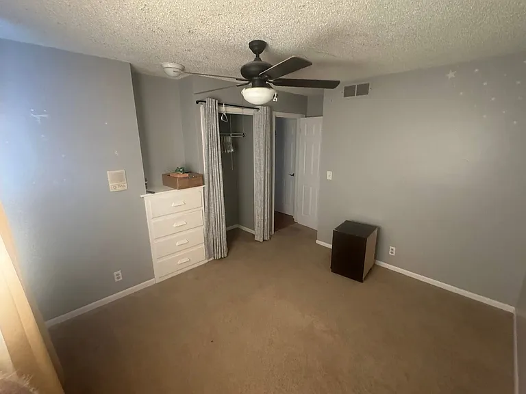 1028 N Acadia Ave — Photo 1